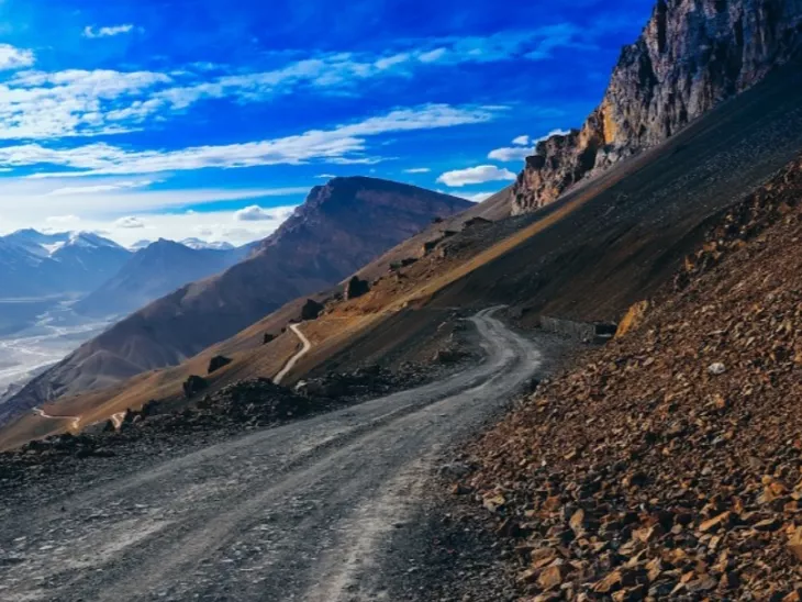 Shimla and Manali Tourism for exploring places covered with nature