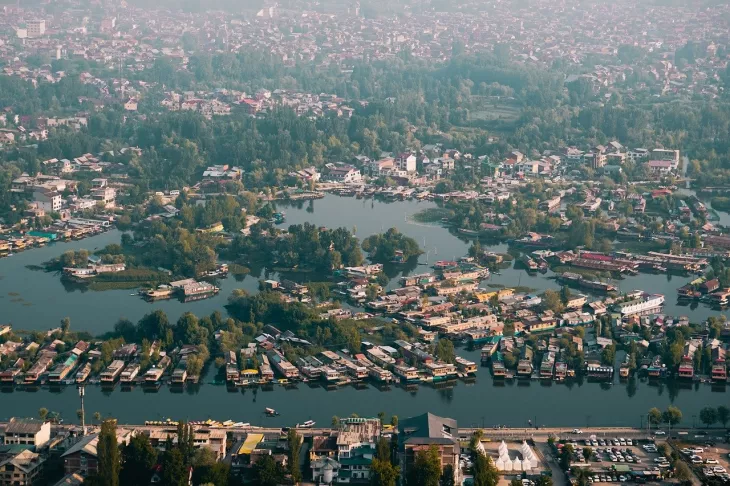 Budget Friendly Summer Vacations In Jammu Kashmir From Delhi
