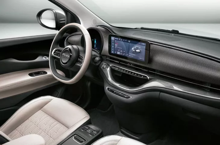 Fiat 500e electric city car