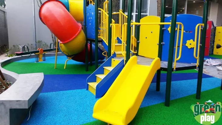outdoor children's playground equipment