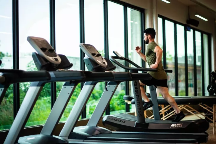 New treadmill under 45000 for home workouts