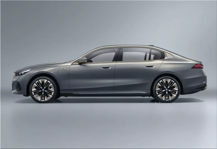 BMW i5