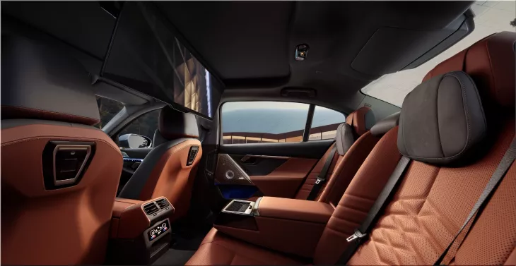 BMW i5
