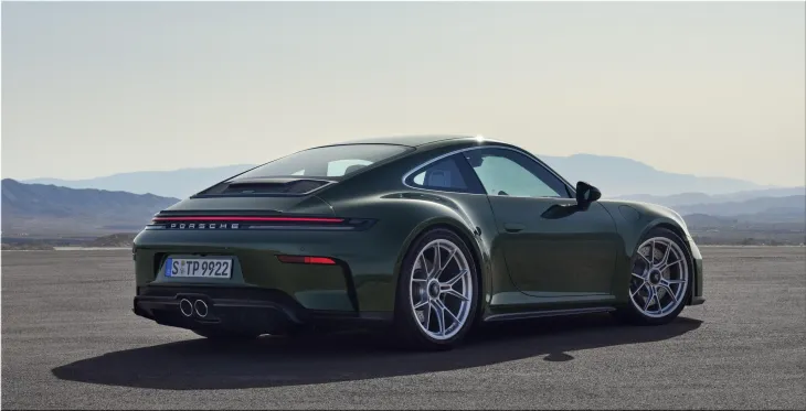 2025 Porsche 911 GT3