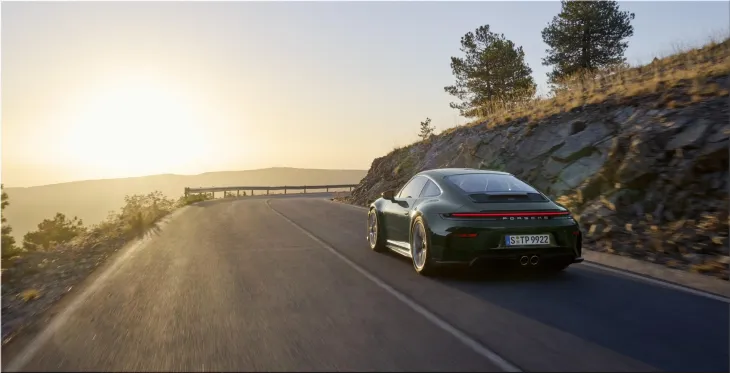 2025 Porsche 911 GT3