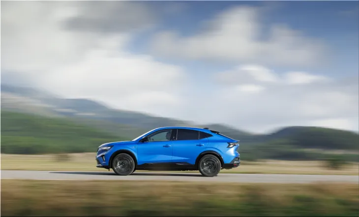 Renault Rafale E-Tech 4x4