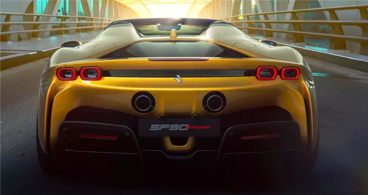 Ferrari SF90 Spider