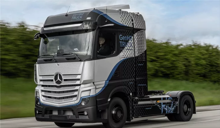 Mercedes-Benz GenH2 electric truck