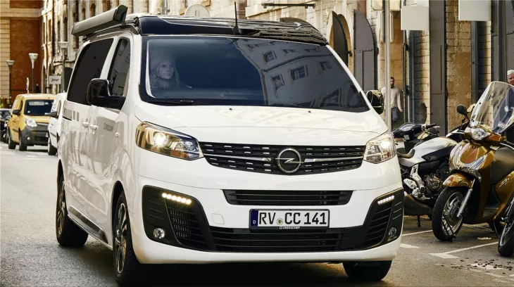 Opel Zafira-e Life Crosscamp Flex electric van