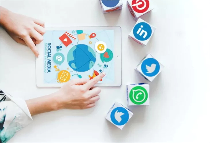 What is the Objective of Social Bookmarking?