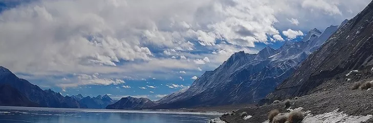 Explore Divine Heritage And Stunning Natural Beauty With A Handy Travel Itinerary to Amritsar Kashmir Tourism