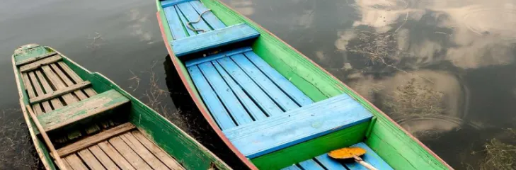 Kashmir Srinagar Tourism: Boat Rides And Shikara Serenades