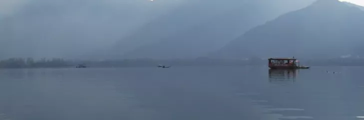 Plan A Best Kashmir Tour To Experience Refreshment and Pristine Natural Beauty