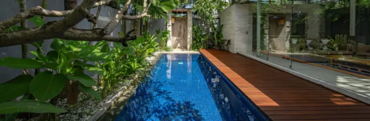 Commercial Pool Cleaning
