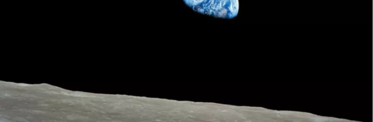 A Lunarian Thought: Living in the Moon