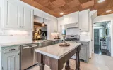 Glossy Quartz Countertop